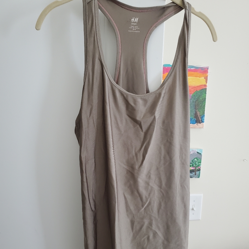 H&M original workout tank